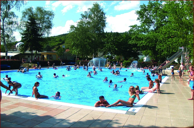 Campingpark Freibad Echternacherbrück