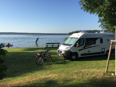 Camping-und Wohnmobilplatz am Zwenzower Ufer